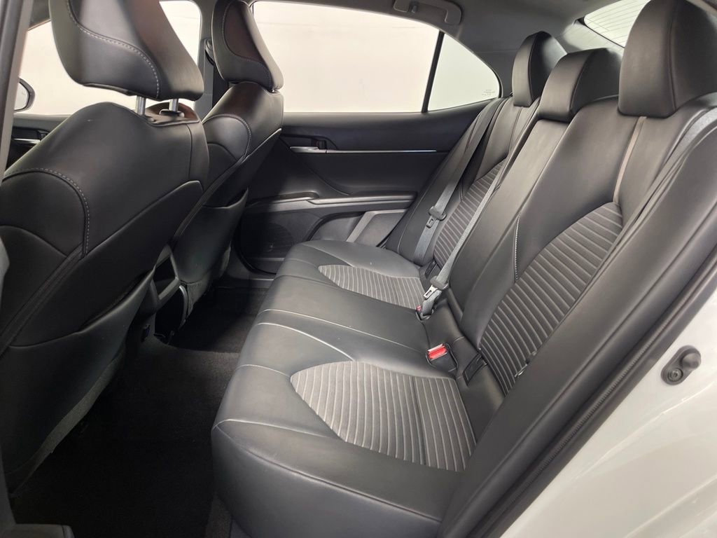 Used 2024 Toyota Camry SE image 13