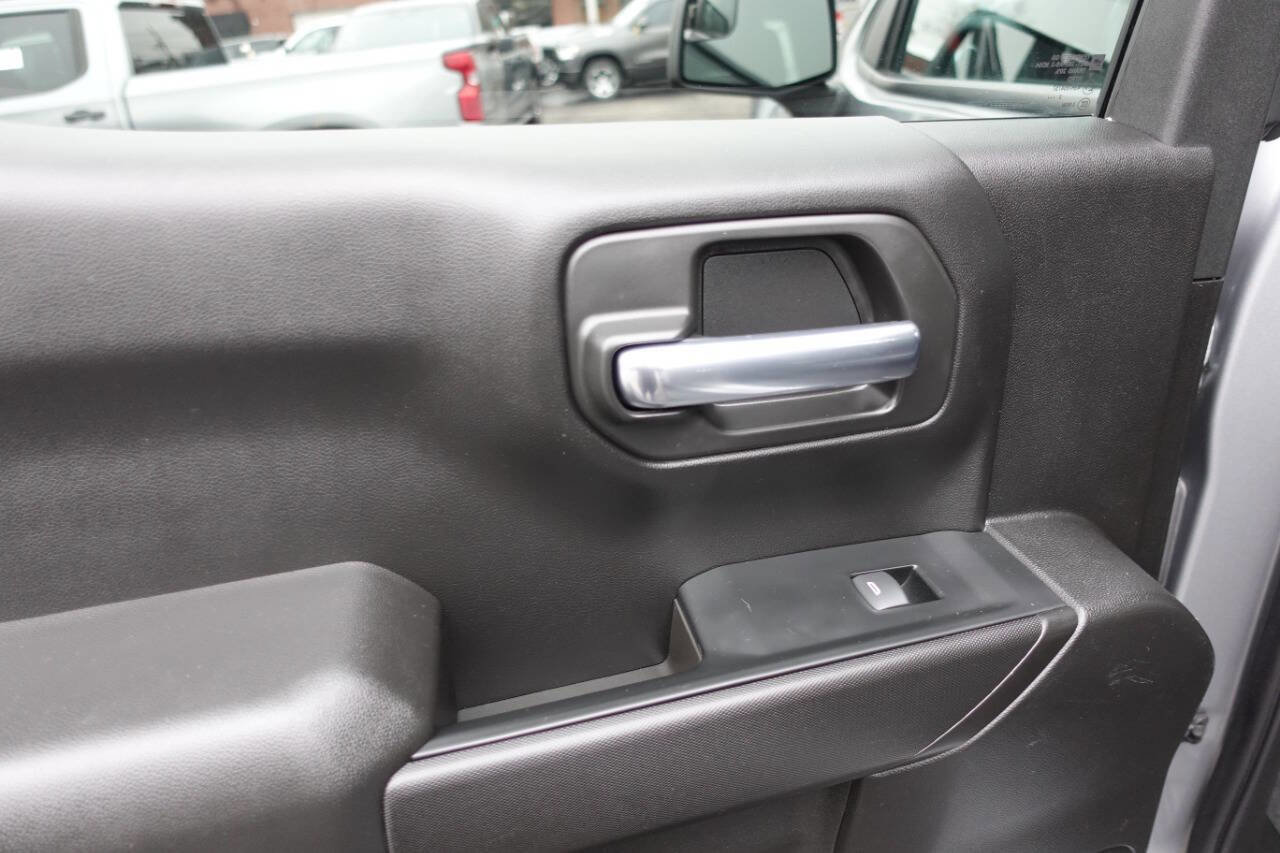 Used 2023 GMC Sierra 1500 Pro w/ Graphite Edition image 21