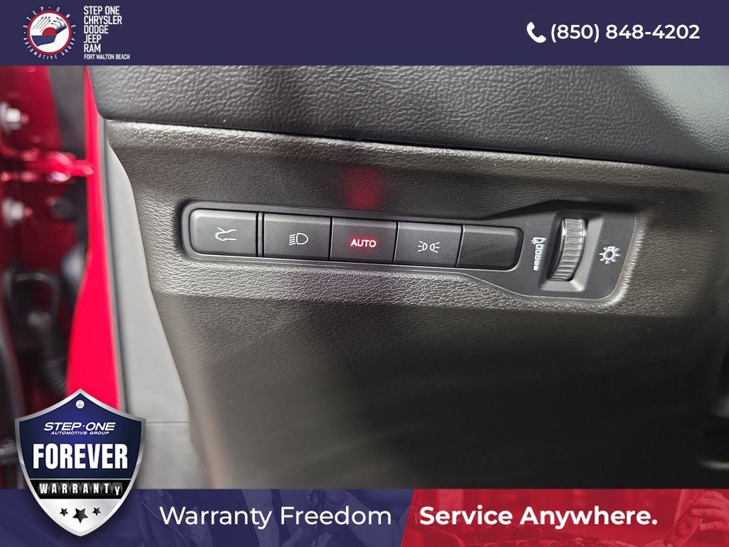 Used 2026 Dodge Charger Scat Pack AWD/4WD image 18