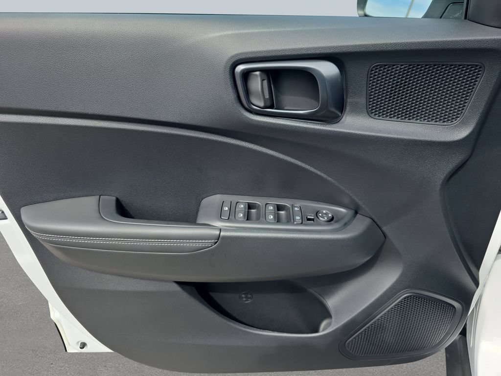 Certified 2026 Hyundai Venue SEL FWD image 15