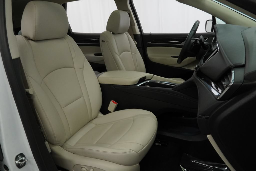 Used 2023 Buick Enclave Essence w/ Experience Buick Package AWD/4WD image 30