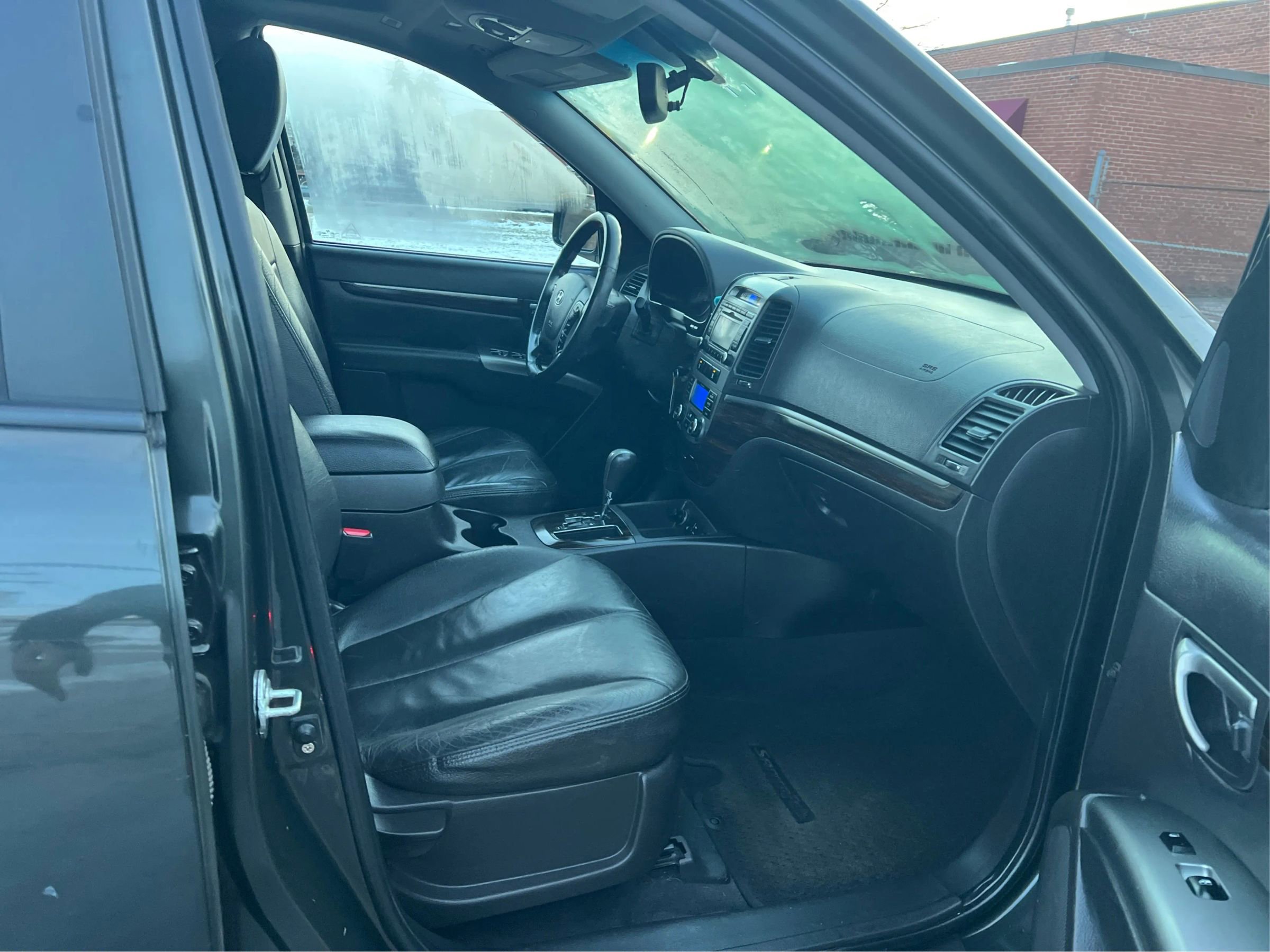 Used 2010 Hyundai Santa Fe Limited image 25