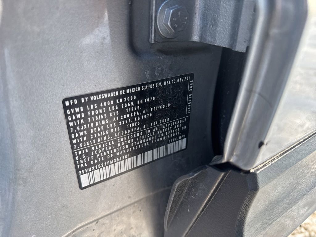Used 2023 Volkswagen Taos SE image 13