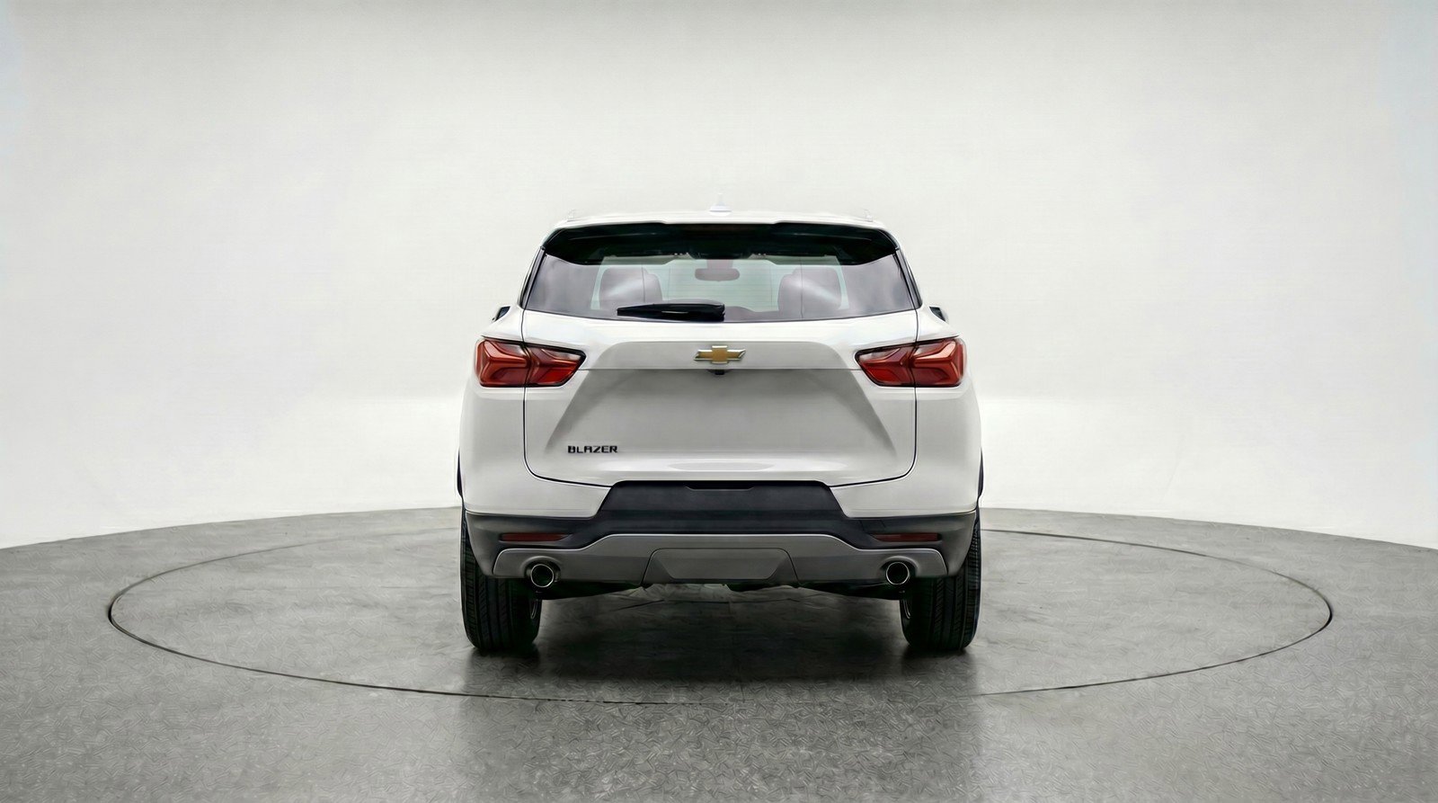 Used 2025 Chevrolet Blazer LT FWD image 7