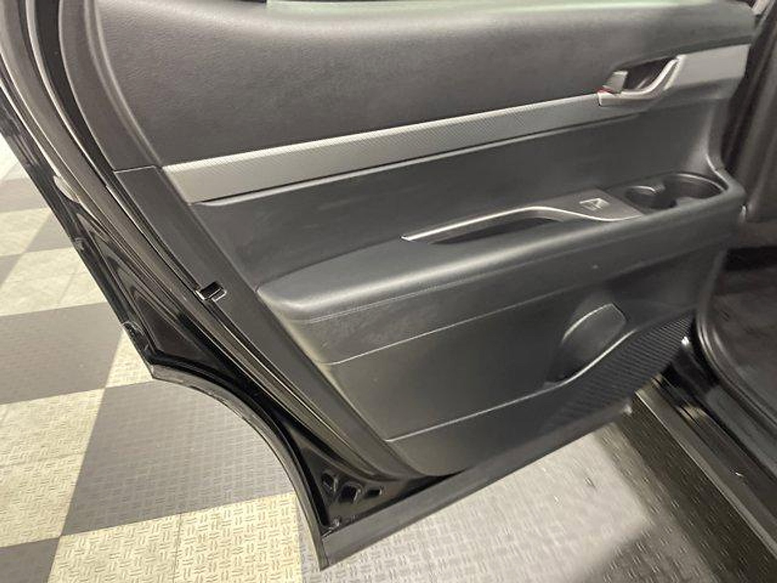 Used 2023 Hyundai Palisade SEL w/ Cargo Package AWD/4WD image 11