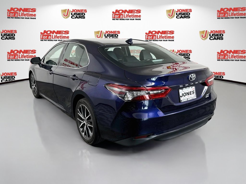 Used 2021 Toyota Camry XLE AWD/4WD image 2