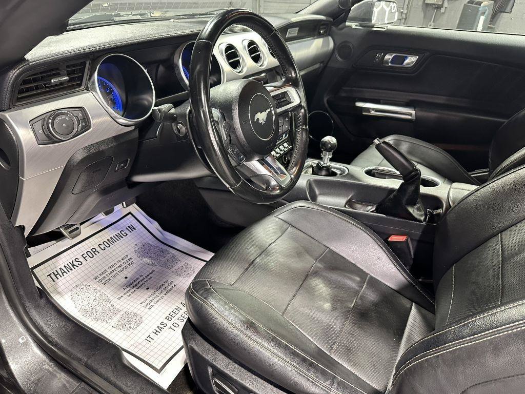 Used 2018 Ford Mustang Premium RWD image 15
