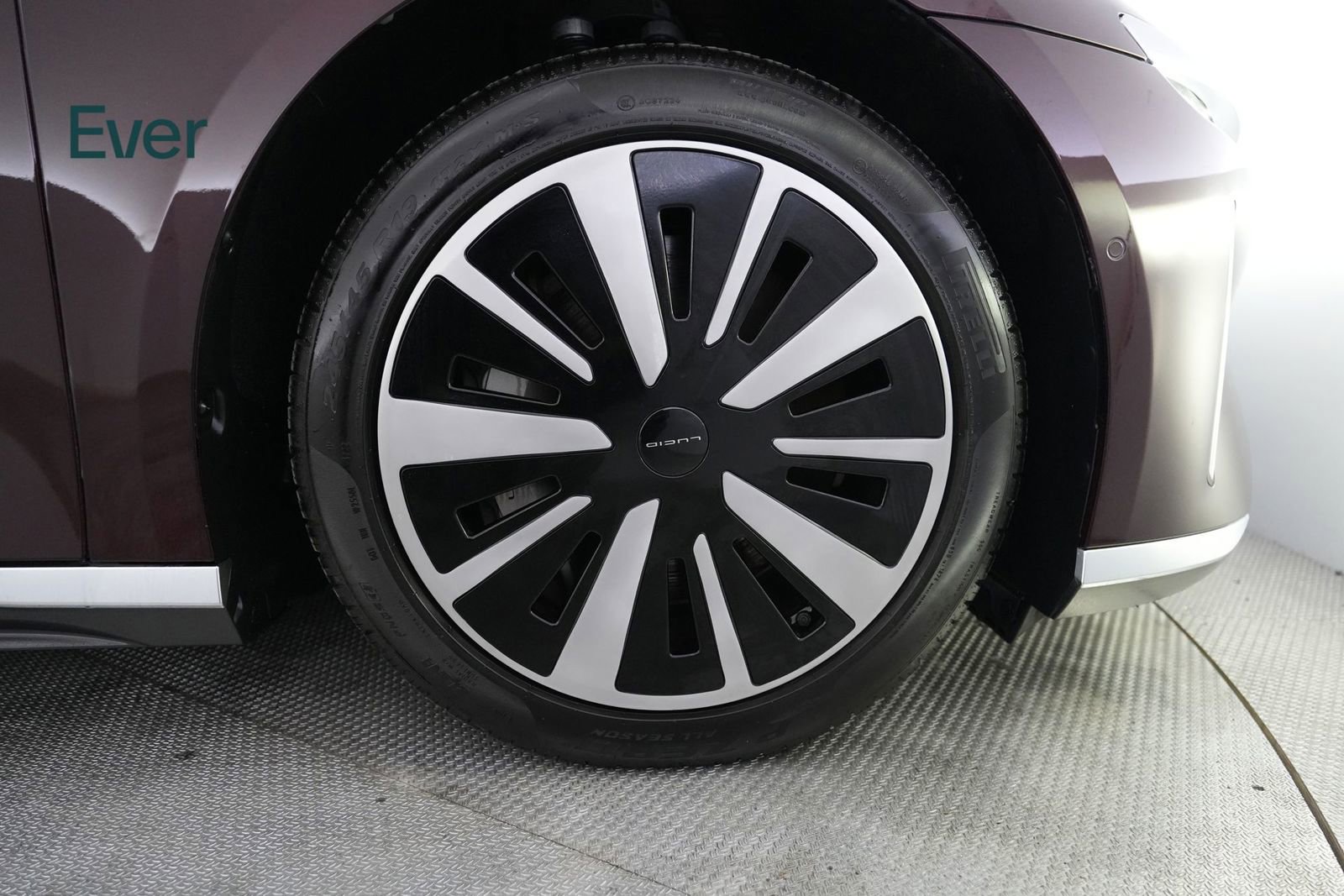 Used 2023 Lucid Air Touring image 20