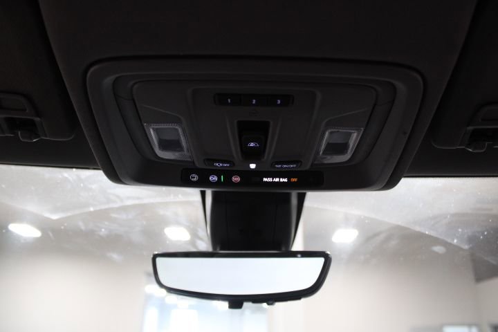 Used 2020 Chevrolet Silverado 2500 LTZ w/ LTZ Premium Package image 42