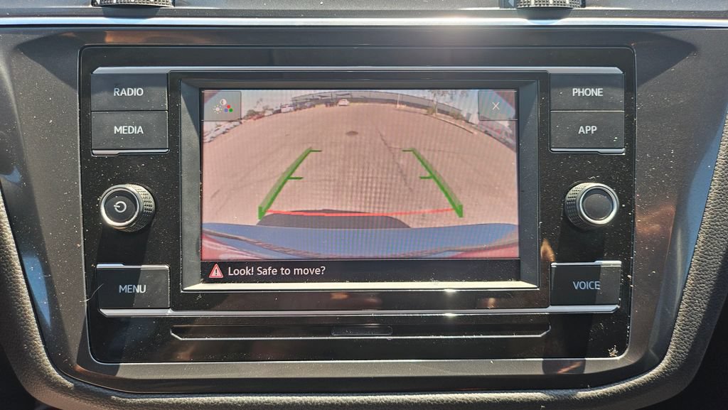 Used 2023 Volkswagen Tiguan S FWD image 34