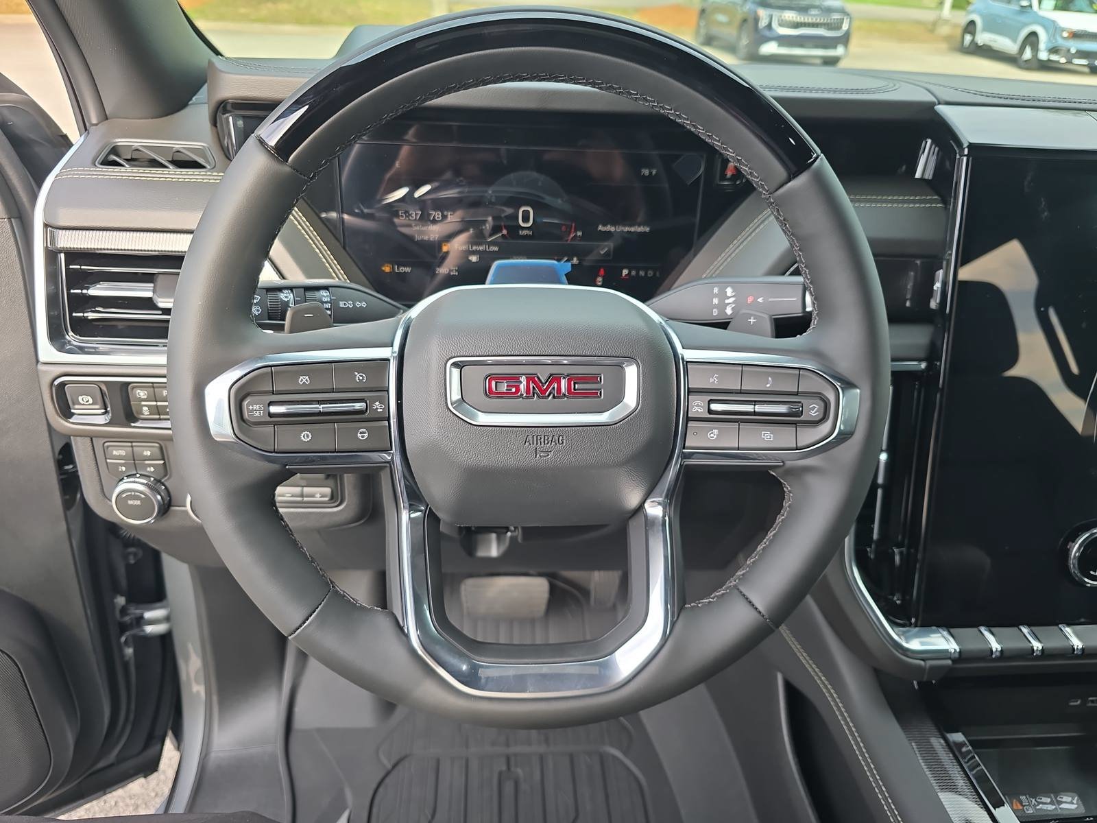 New 2026 GMC Yukon XL Elevation w/ Elevation Premium Package AWD/4WD image 17