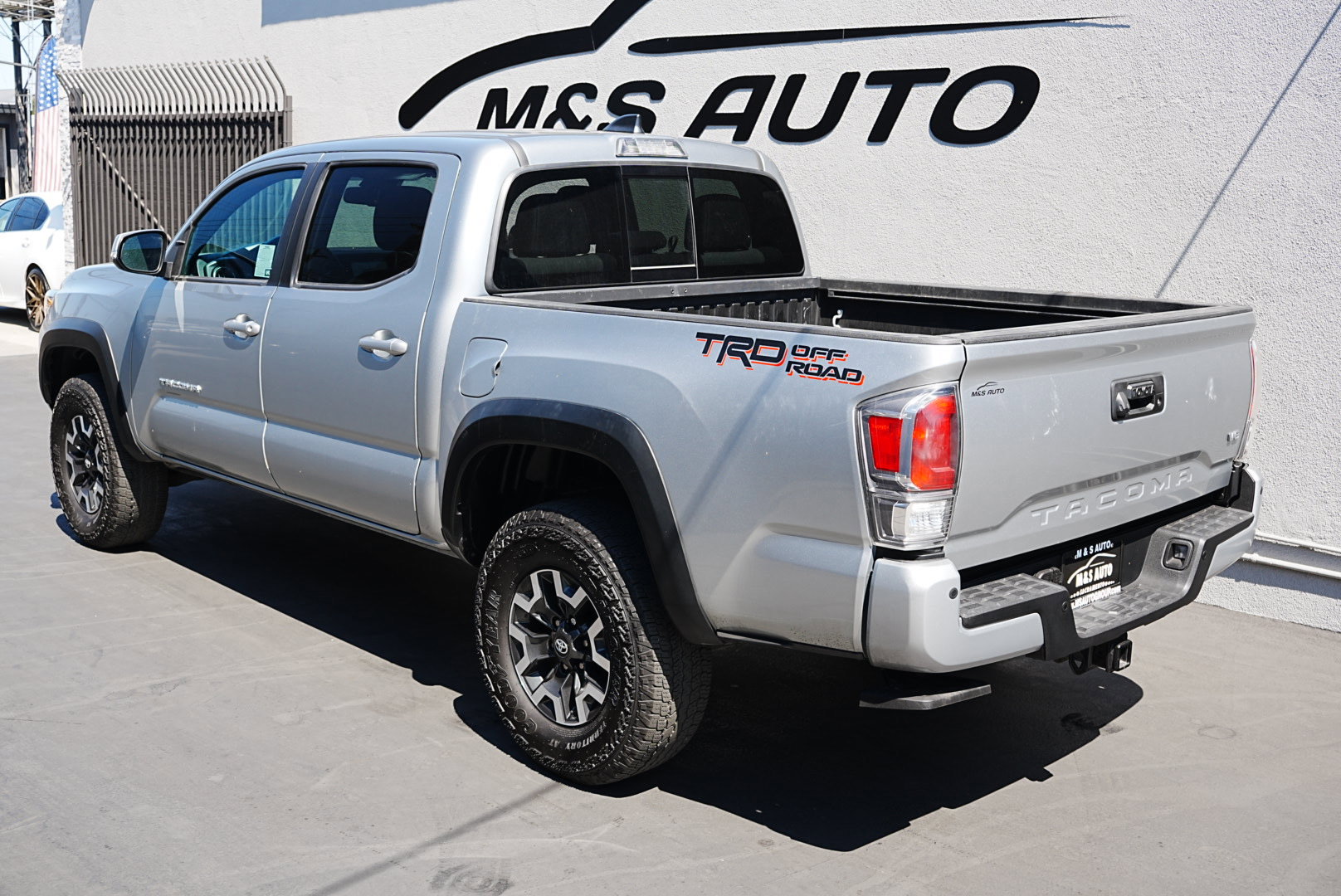 Used 2022 Toyota Tacoma TRD Off-Road image 6