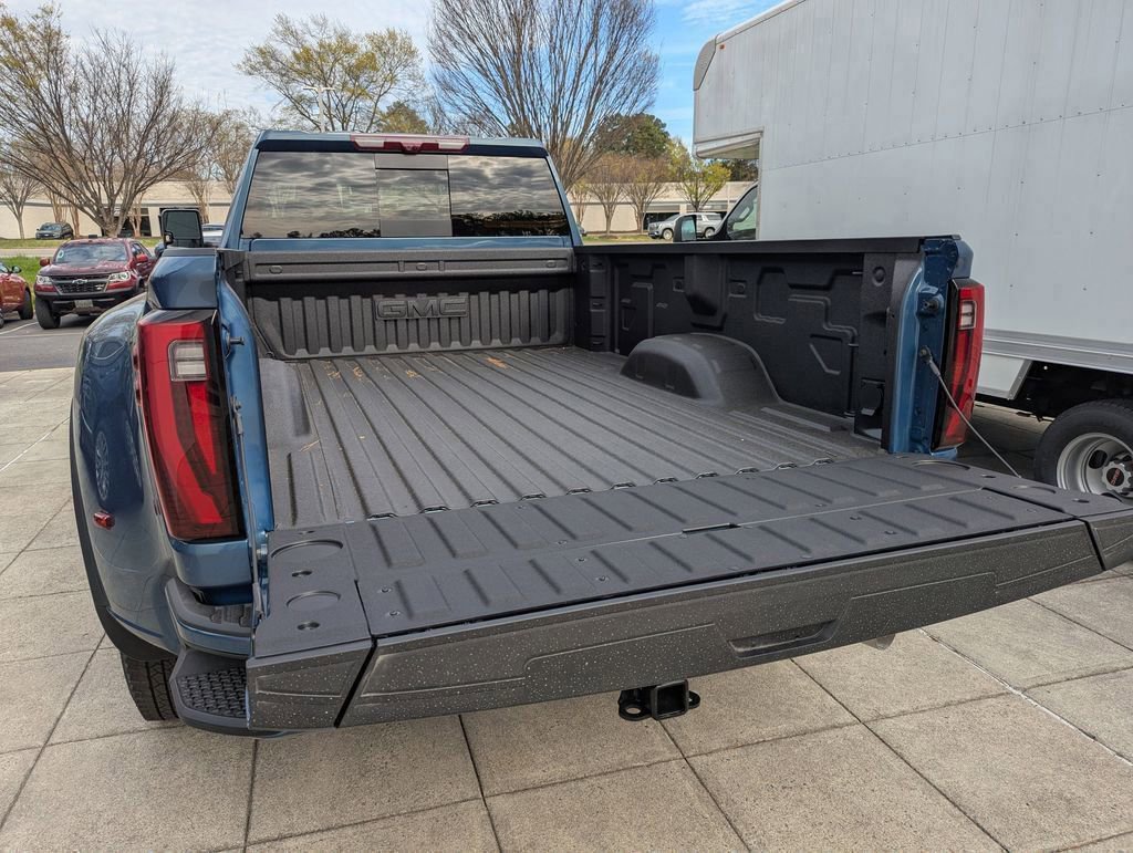 New 2026 GMC Sierra 3500 Denali Ultimate image 7