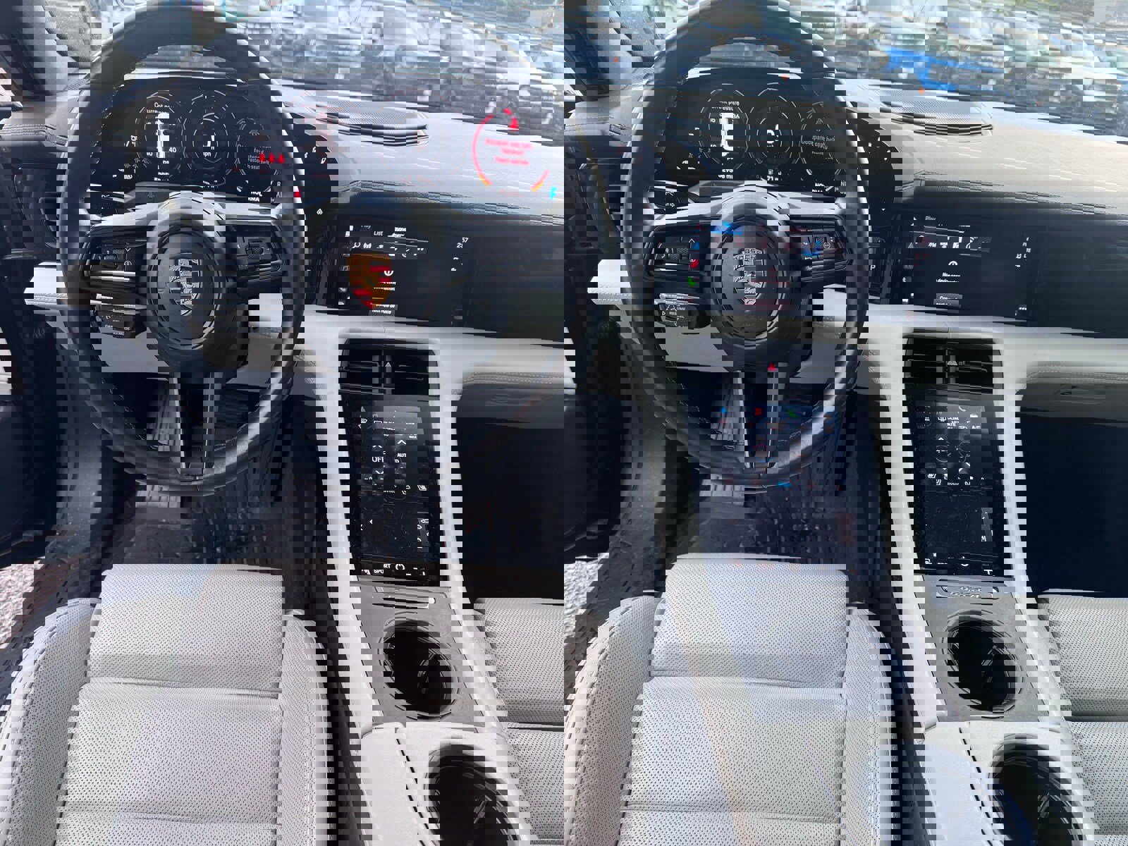 Used 2021 Porsche Taycan image 12