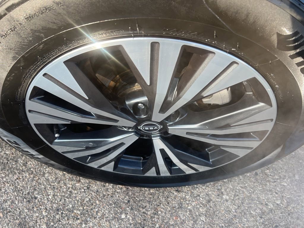 Certified 2023 Nissan Rogue SV w/ SV Premium B Package image 41