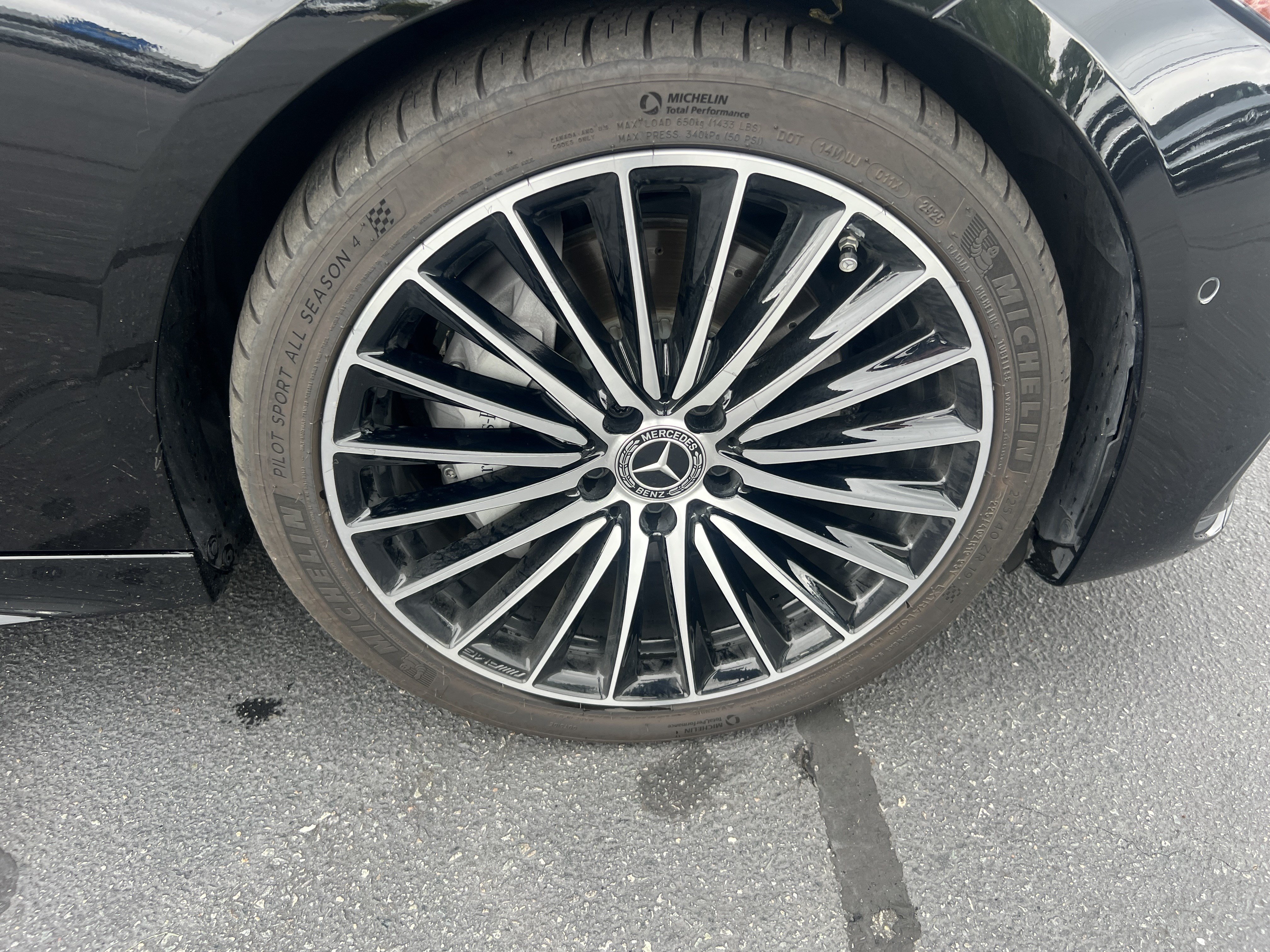 Used 2023 Mercedes-Benz C 300 Sedan image 13