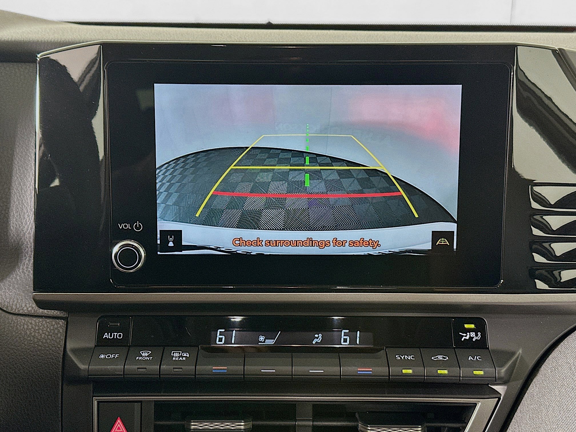 Used 2025 Toyota Camry LE image 23