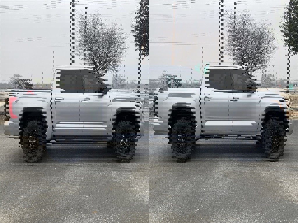 New 2026 Toyota Tundra SR5 image 4