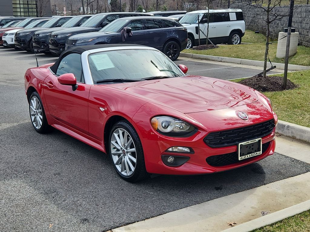 Used 2018 FIAT 124 Spider Lusso w/ Convenience Group image 9