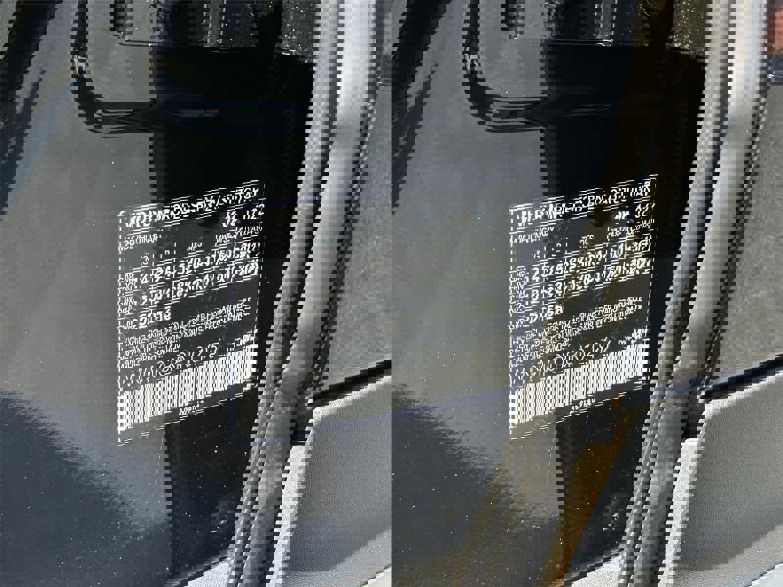 Used 2023 Mercedes-Benz EQB 250+ w/ Exclusive Package image 22