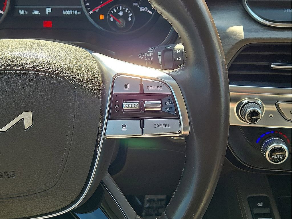 Used 2022 Kia Telluride SX w/ Towing Package image 18