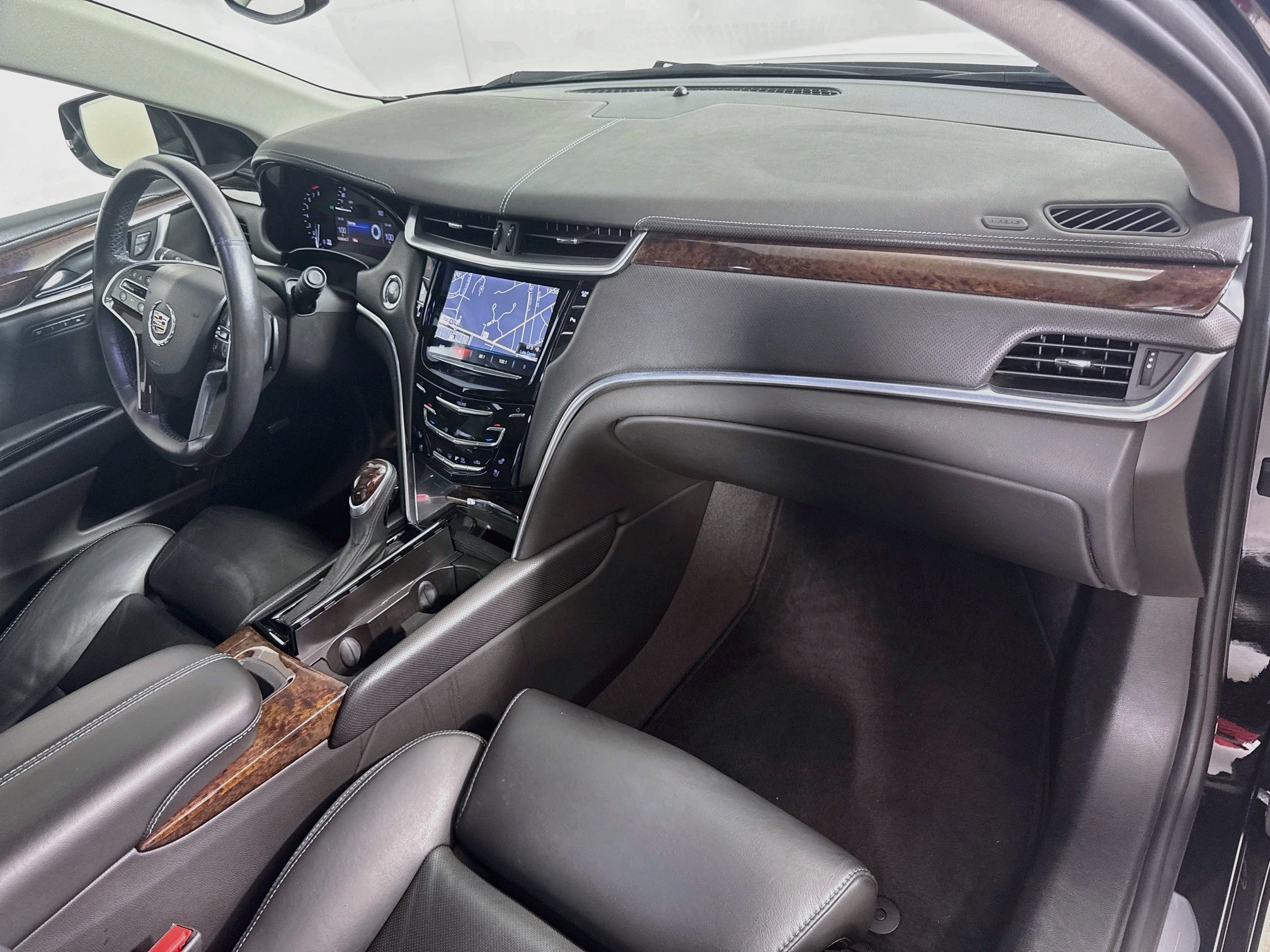 Used 2013 Cadillac XTS Luxury w/ Driver Awareness Package FWD image 30