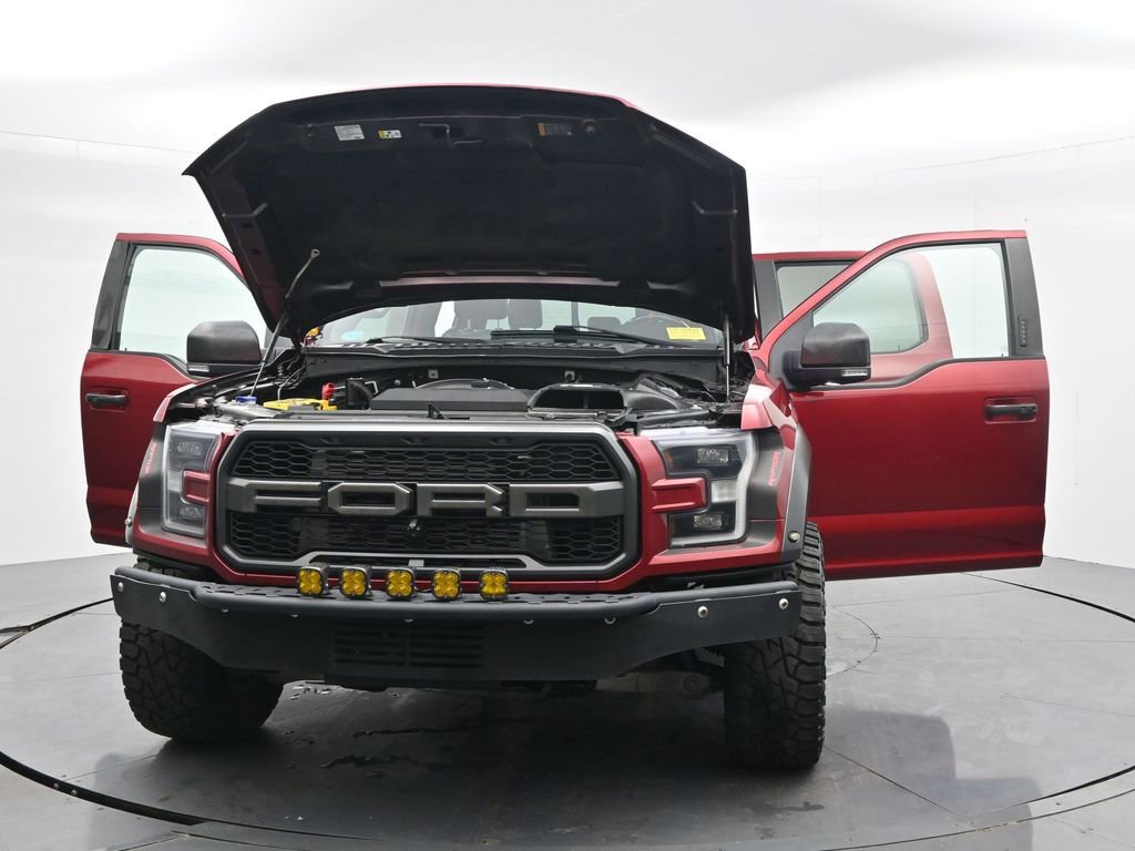 Used 2018 Ford F150 Raptor w/ Equipment Group 802A Luxury image 39