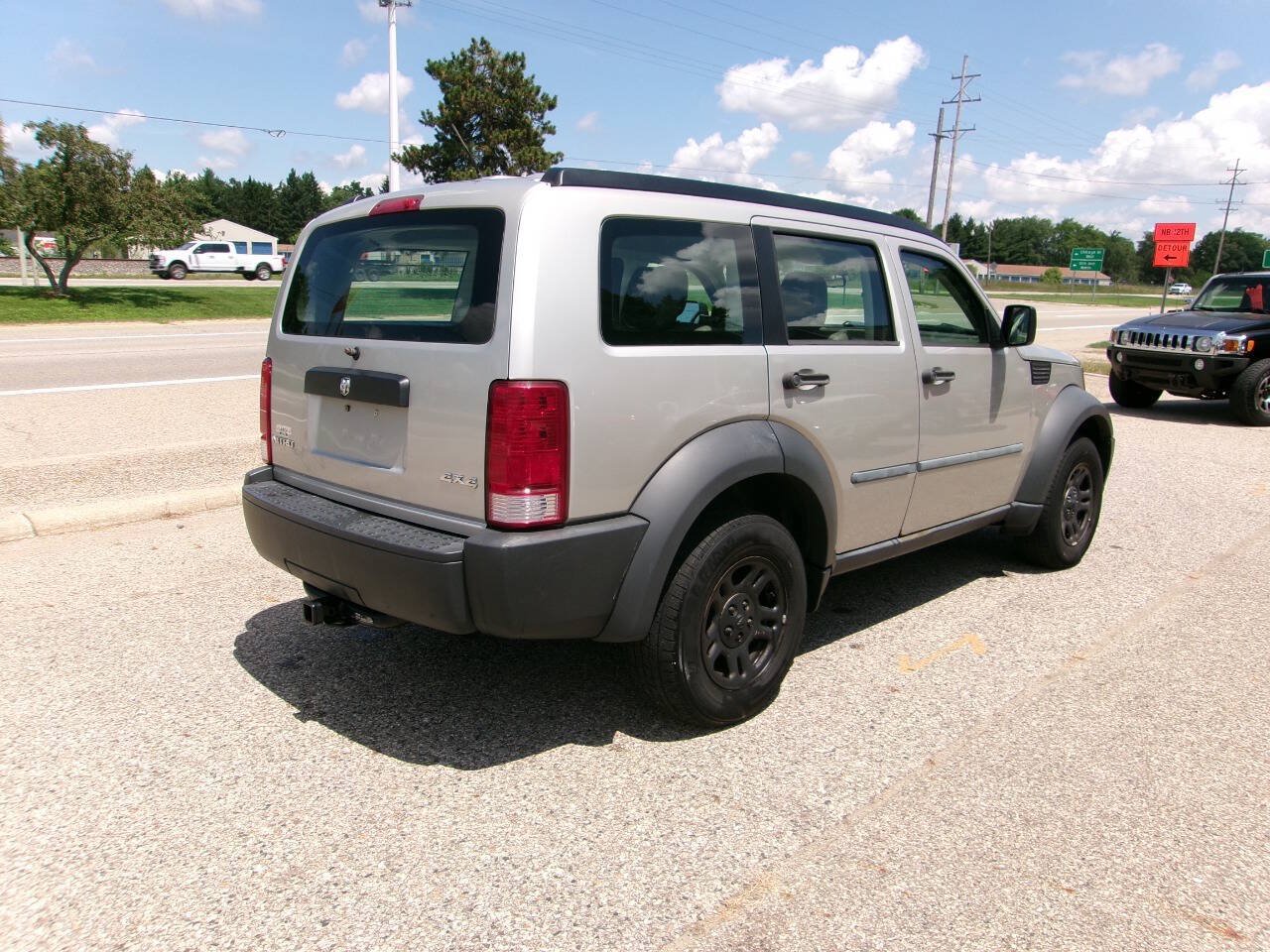 Used 2008 Dodge Nitro SXT AWD/4WD image 4