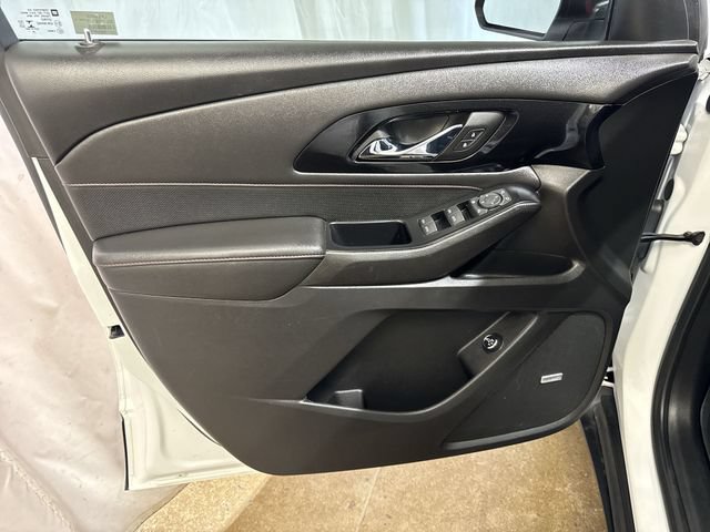 Certified 2023 Chevrolet Traverse RS w/ LPO, Floor Liner Package AWD/4WD image 26