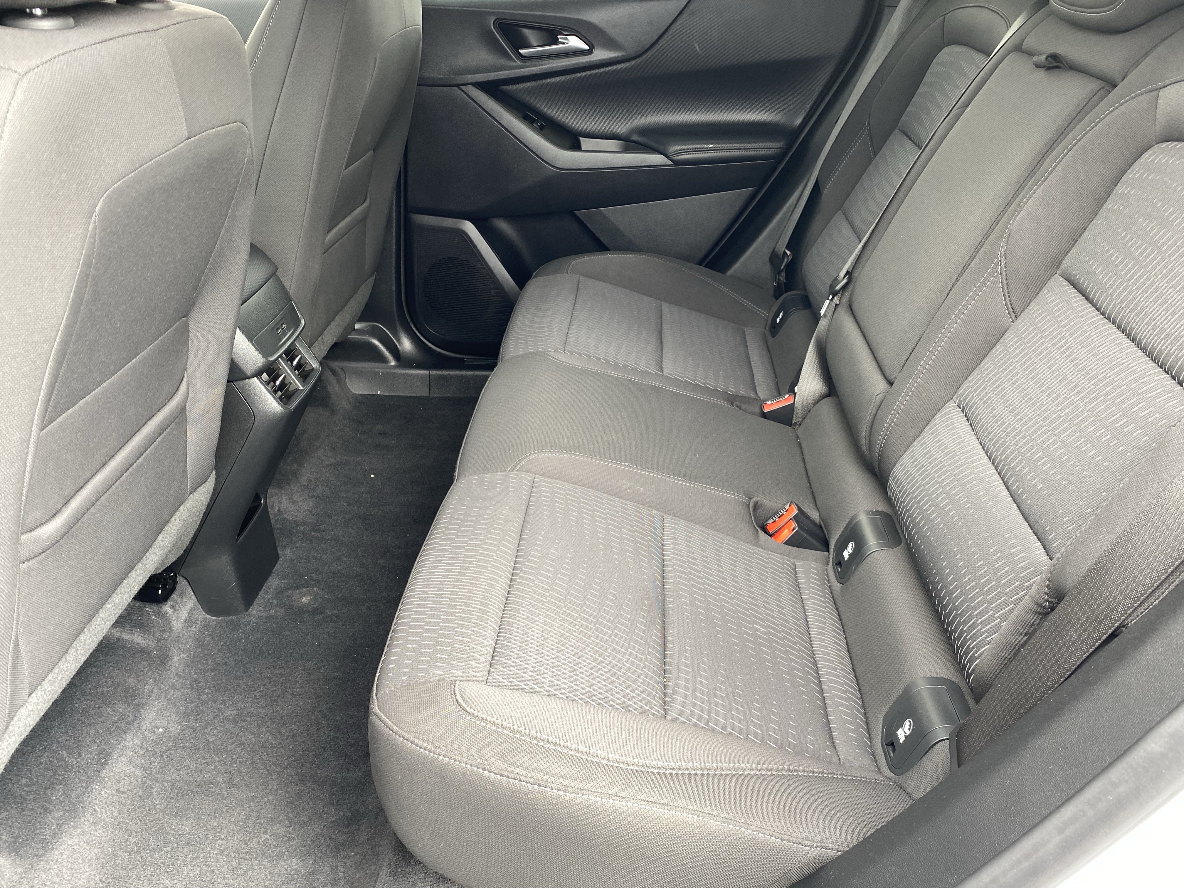 Used 2025 Chevrolet Equinox LT FWD image 15