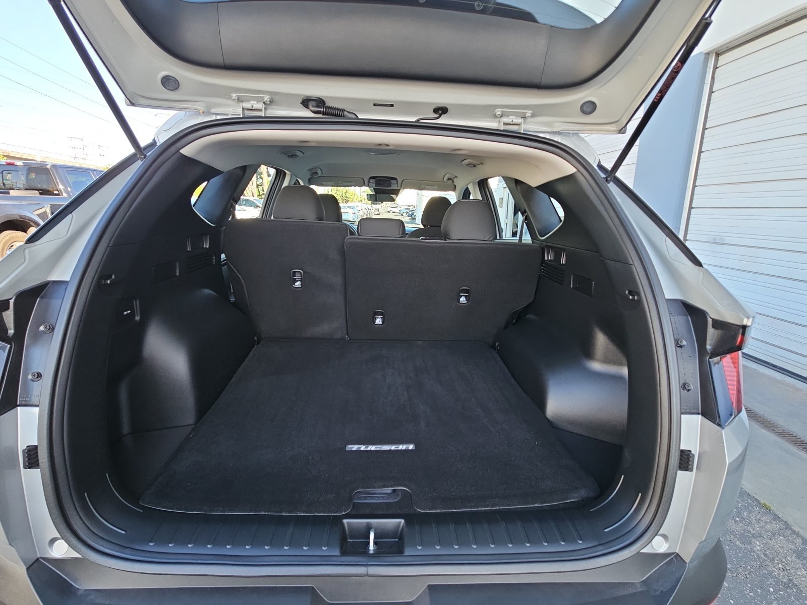 Used 2023 Hyundai Tucson SE AWD/4WD image 13