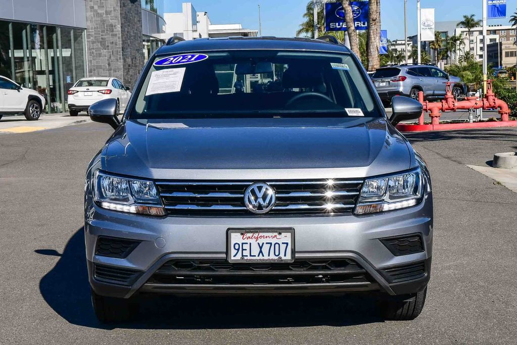 Used 2021 Volkswagen Tiguan S image 2
