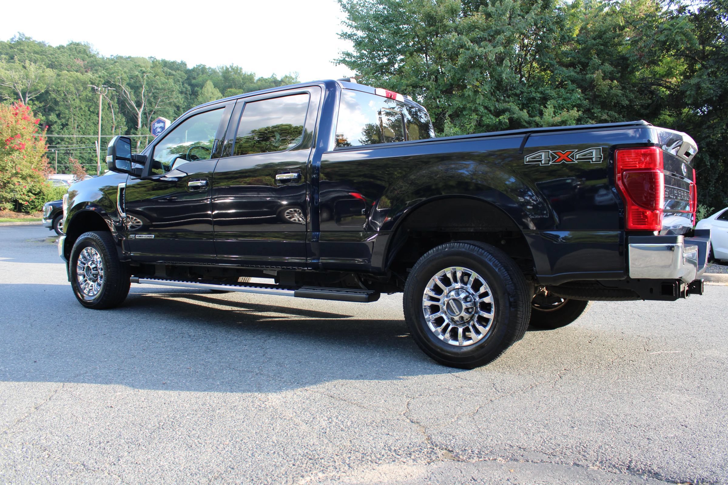 Used 2022 Ford F250 Lariat w/ Chrome Package AWD/4WD image 5