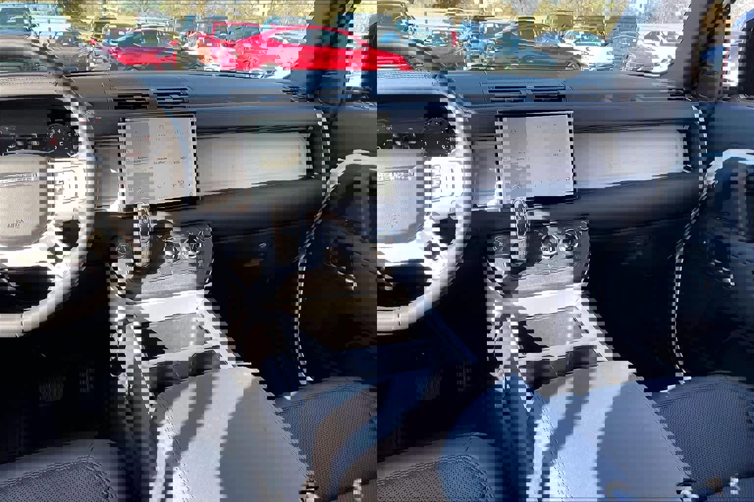 Used 2025 Land Rover Defender 110 S image 7