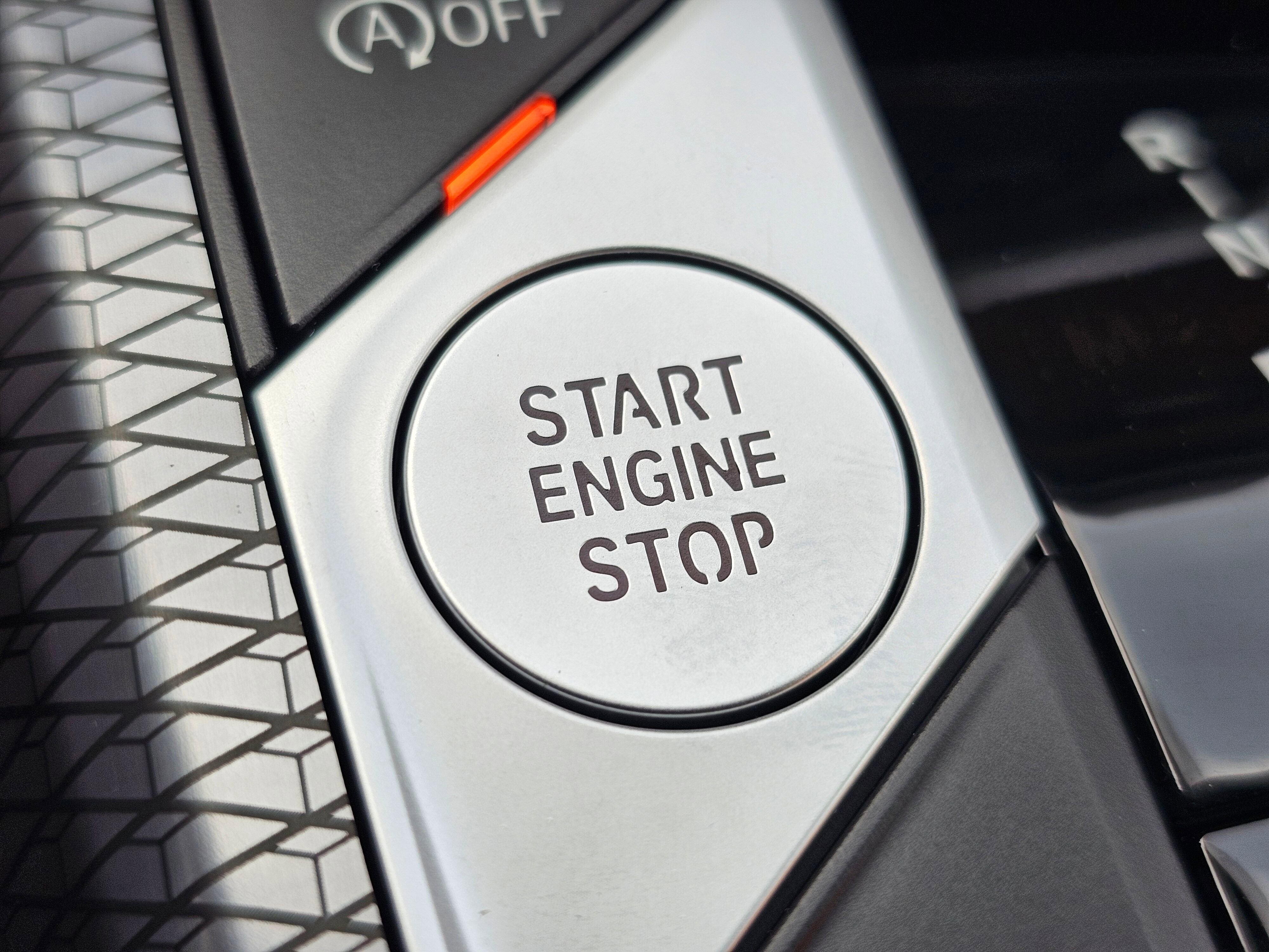 New 2026 BMW 330i xDrive Sedan w/ M Sport Package image 21