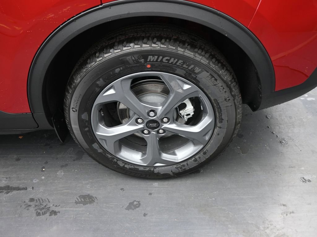 New 2026 Ford Escape ST-Line w/ Cold Weather Package image 12
