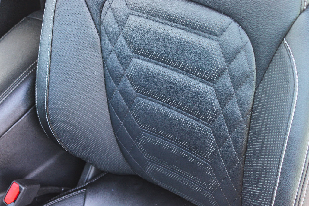 Certified 2023 Ford Escape Platinum w/ Premium Technology Package FWD image 26
