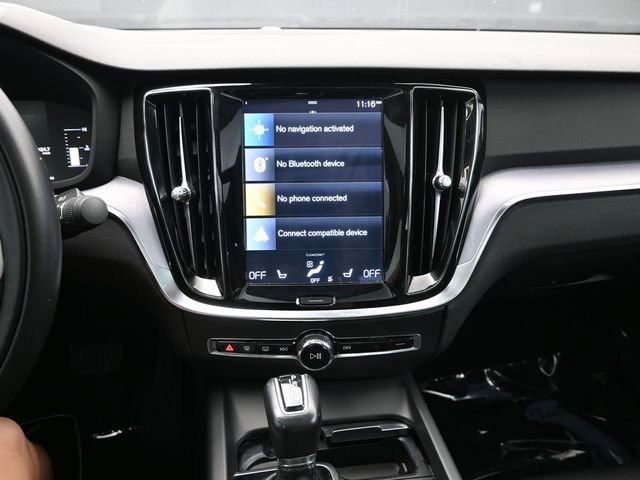 Used 2019 Volvo S60 T6 Momentum w/ Premium Package image 13