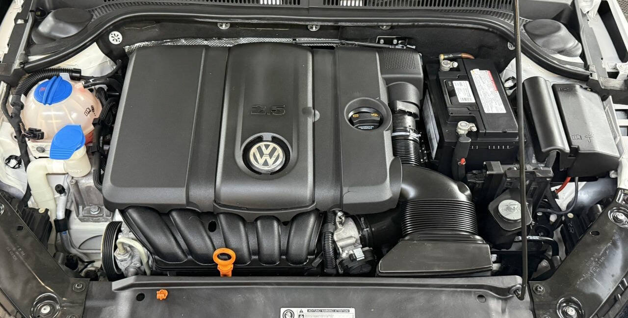 Used 2012 Volkswagen Jetta SE FWD image 20