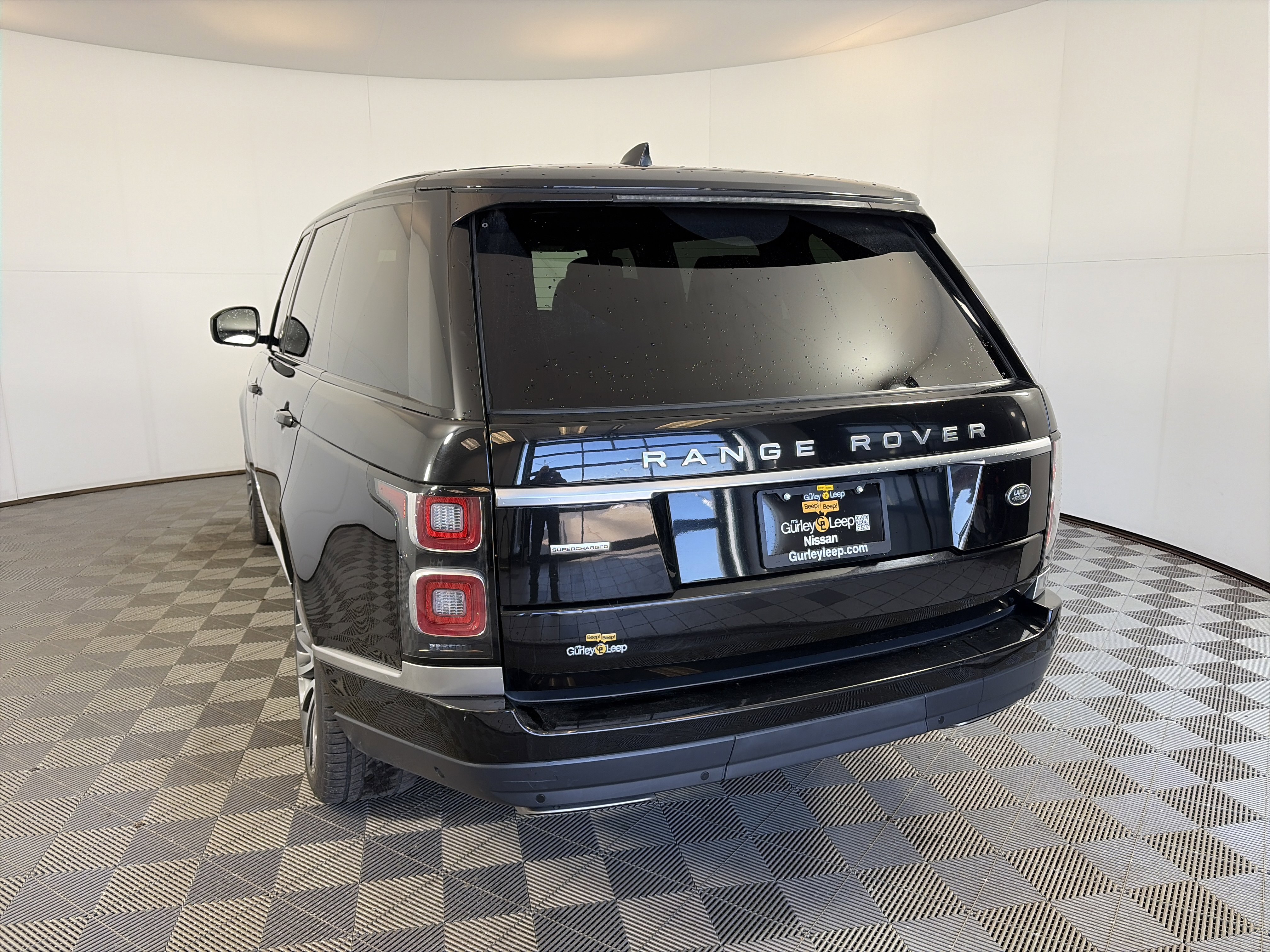 Used 2019 Land Rover Range Rover Long Wheelbase Supercharged image 8
