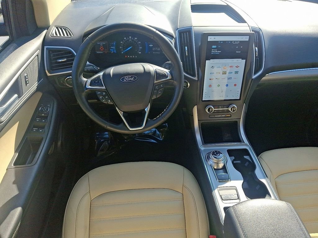 Used 2021 Ford Edge SEL w/ Convenience Package image 12