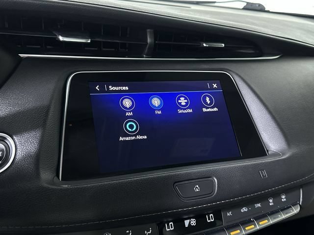 Used 2021 Cadillac XT4 Premium Luxury w/ Cold Weather Package FWD image 13