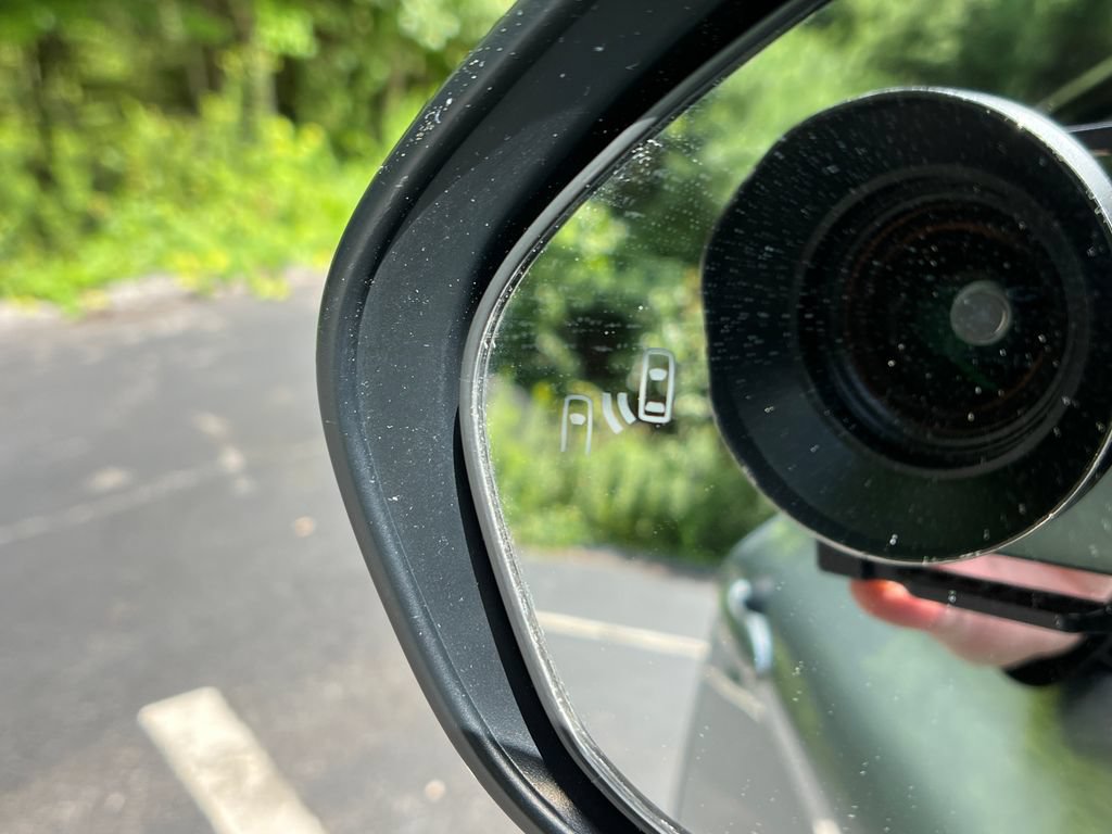 Used 2018 Toyota Camry XLE FWD image 24
