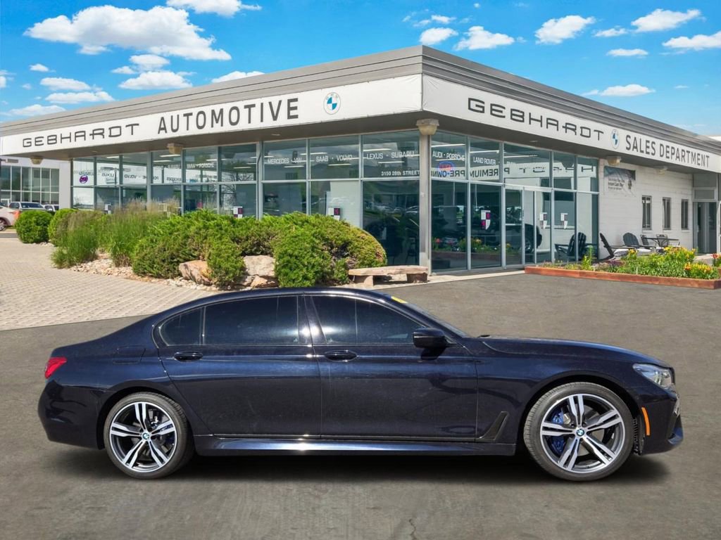 Used 2019 BMW 740i xDrive 740i xDrive w/ M Sport Package image 4