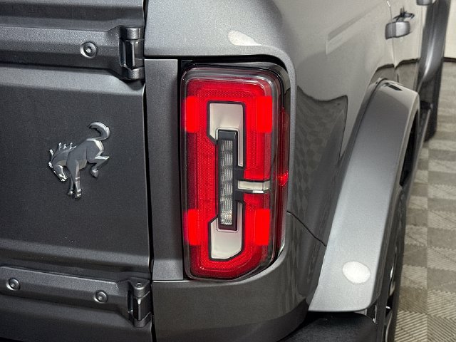 Used 2023 Ford Bronco Outer Banks AWD/4WD image 33