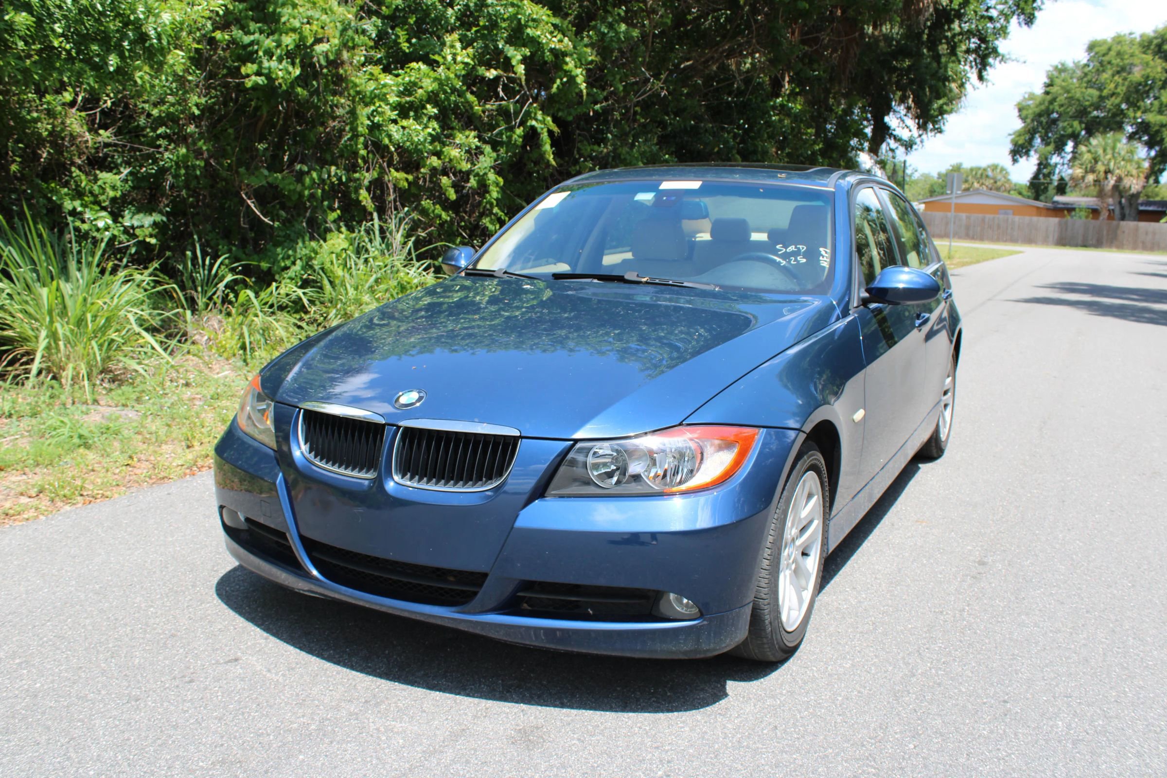 Used 2006 BMW 325i Sedan RWD image 1