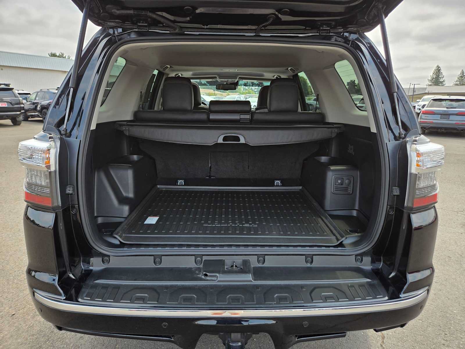 Certified 2024 Toyota 4Runner Limited AWD/4WD image 14