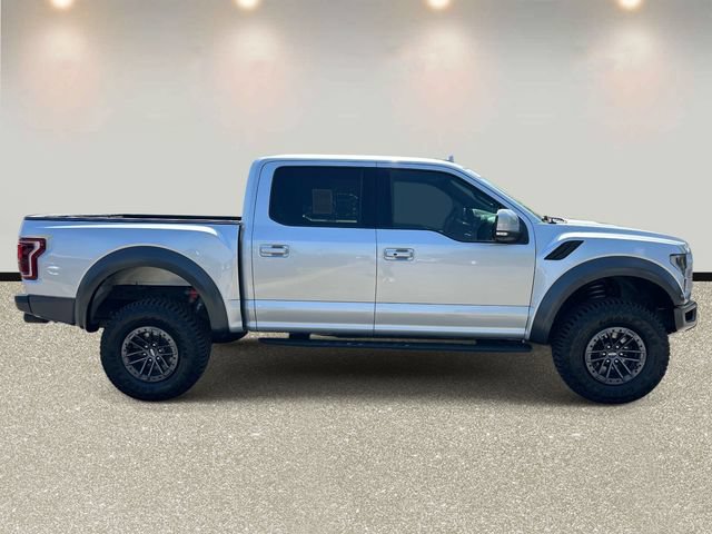 Used 2019 Ford F150 Raptor w/ Equipment Group 802A Luxury AWD/4WD image 4