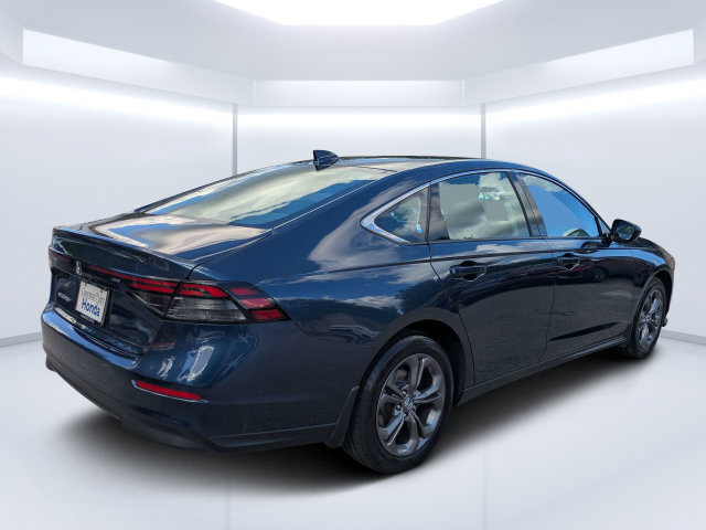 Used 2024 Honda Accord EX image 3