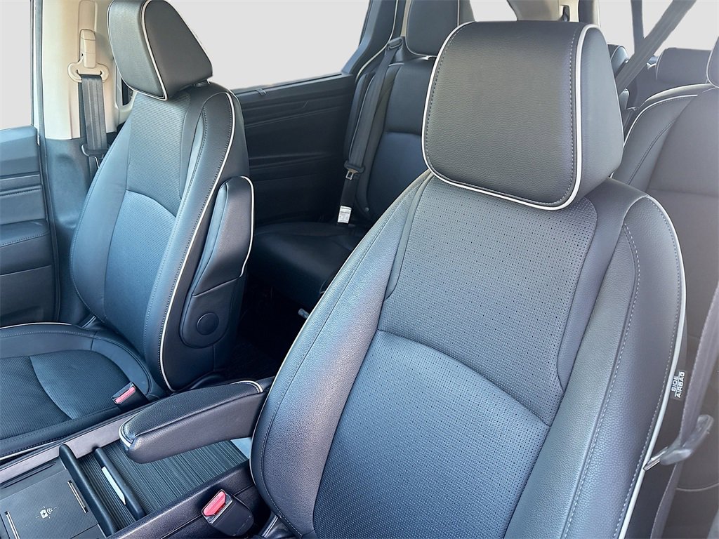 Used 2025 Honda Odyssey Elite image 21